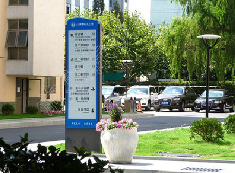 宜昌哪些因素影响宣传栏的制作？